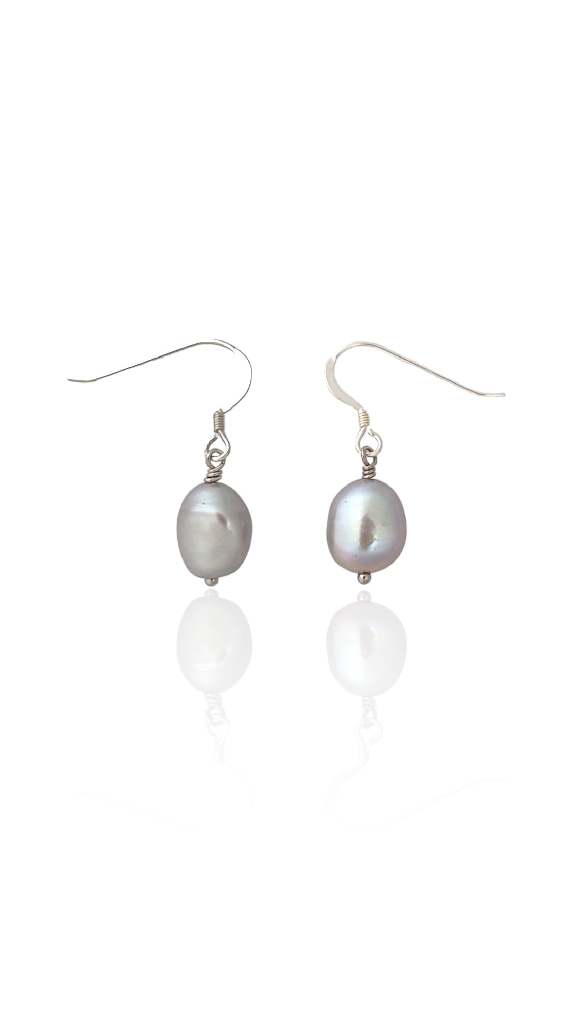 Classic Pearl Drop Earrings